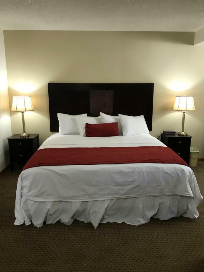 Brentwood Motor Inn Marquette Extérieur photo