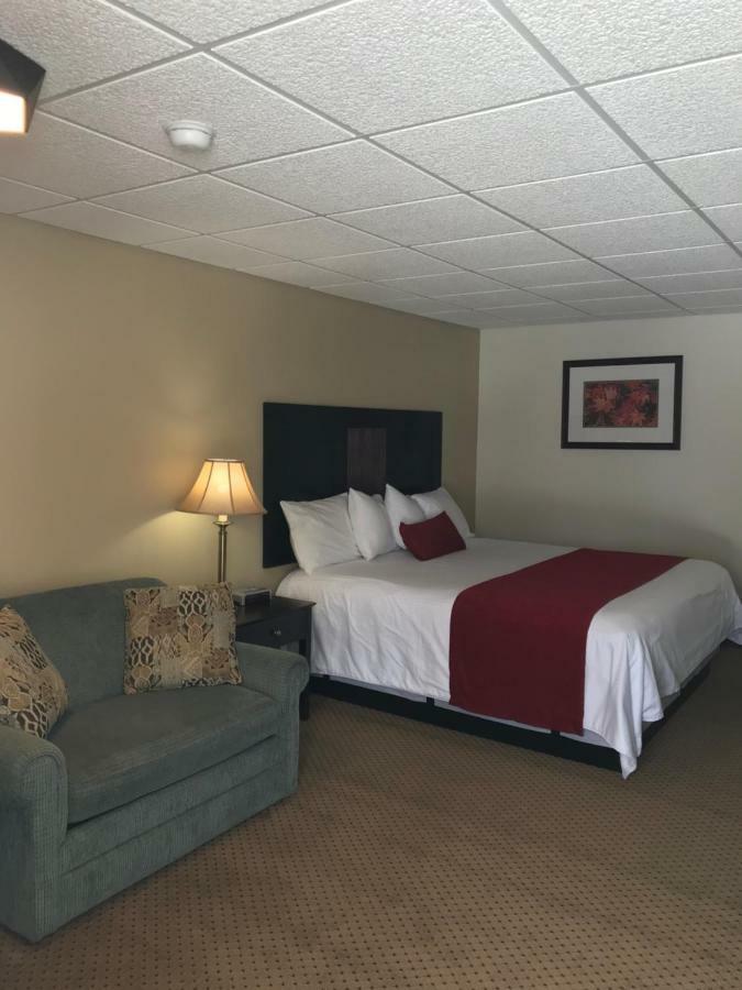 Brentwood Motor Inn Marquette Extérieur photo